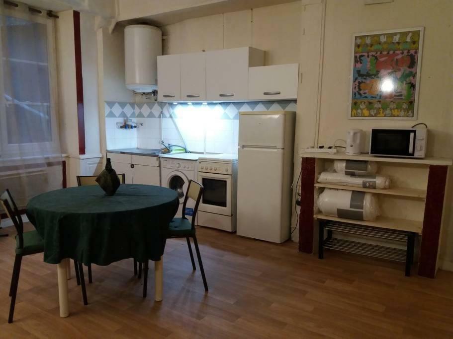 Logement Quai De Pierre-Scize Apartment ลียง ภายนอก รูปภาพ